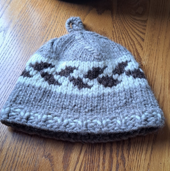 Cowichan sweater touque - Picture 2 of 4